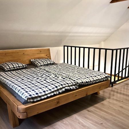 Mezonetovy Apartman S Terasou Na Samote V Lese Vlkava Ngoại thất bức ảnh