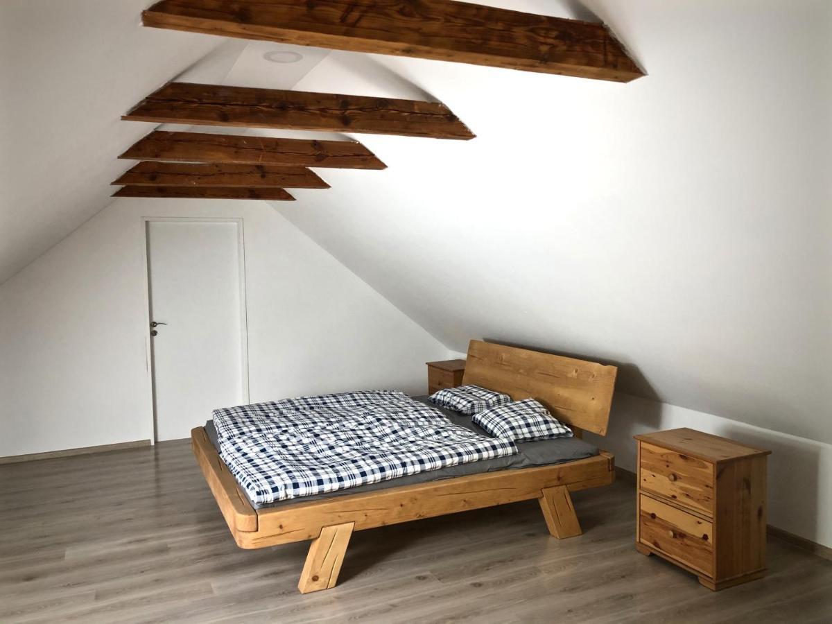 Mezonetovy Apartman S Terasou Na Samote V Lese Vlkava Ngoại thất bức ảnh