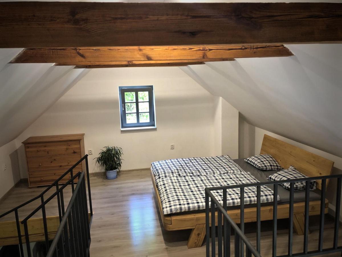 Mezonetovy Apartman S Terasou Na Samote V Lese Vlkava Ngoại thất bức ảnh