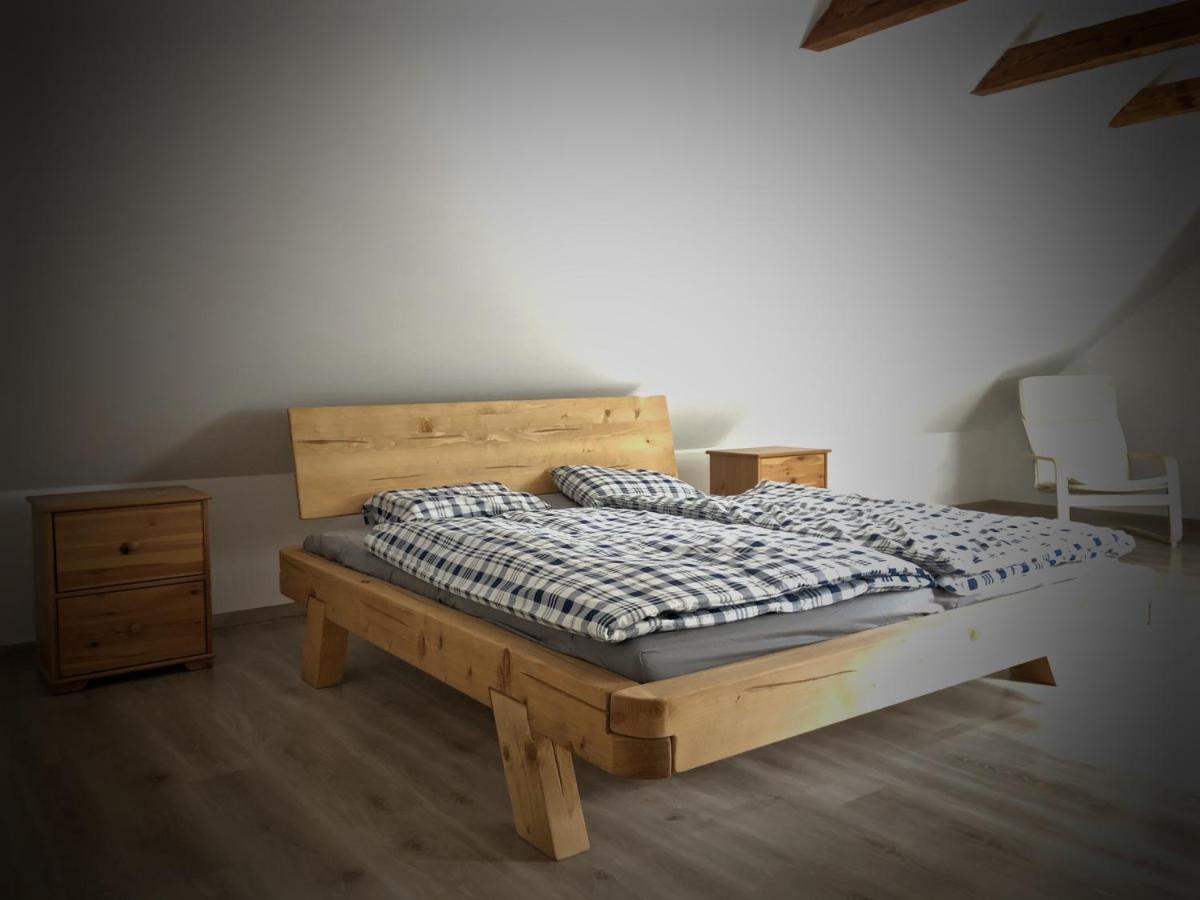 Mezonetovy Apartman S Terasou Na Samote V Lese Vlkava Ngoại thất bức ảnh