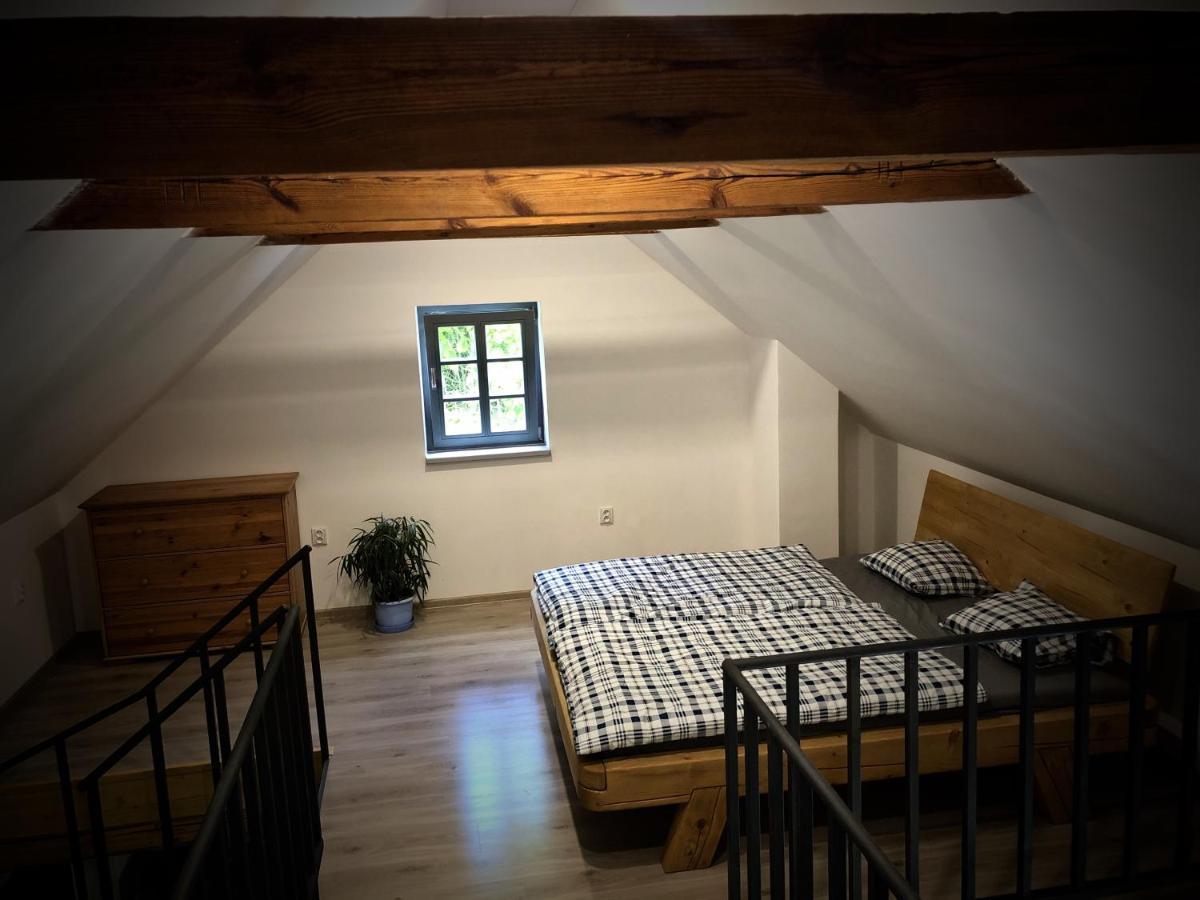 Mezonetovy Apartman S Terasou Na Samote V Lese Vlkava Ngoại thất bức ảnh