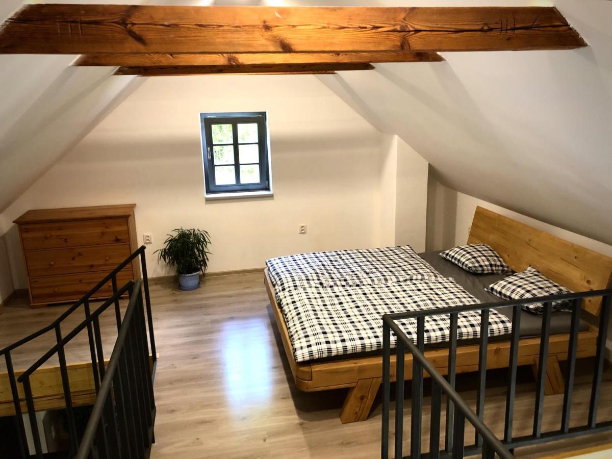 Mezonetovy Apartman S Terasou Na Samote V Lese Vlkava Ngoại thất bức ảnh