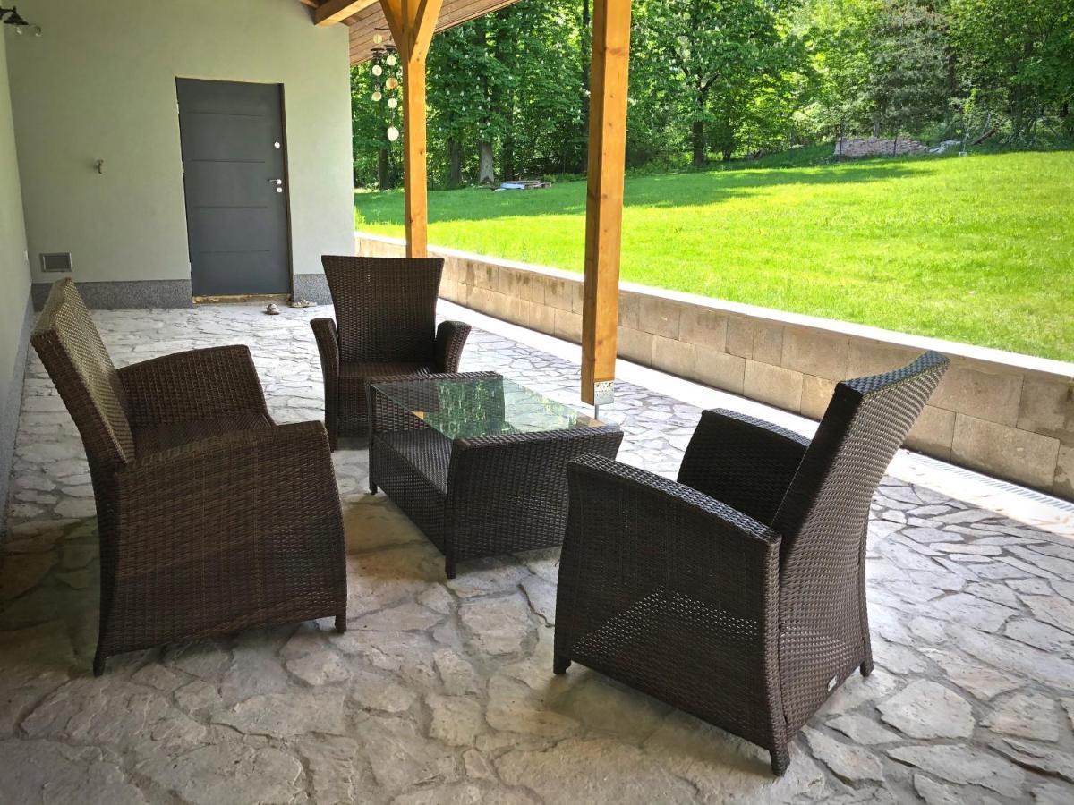 Mezonetovy Apartman S Terasou Na Samote V Lese Vlkava Ngoại thất bức ảnh